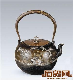 日本铁壶是中国唐代茶文化的现代标本